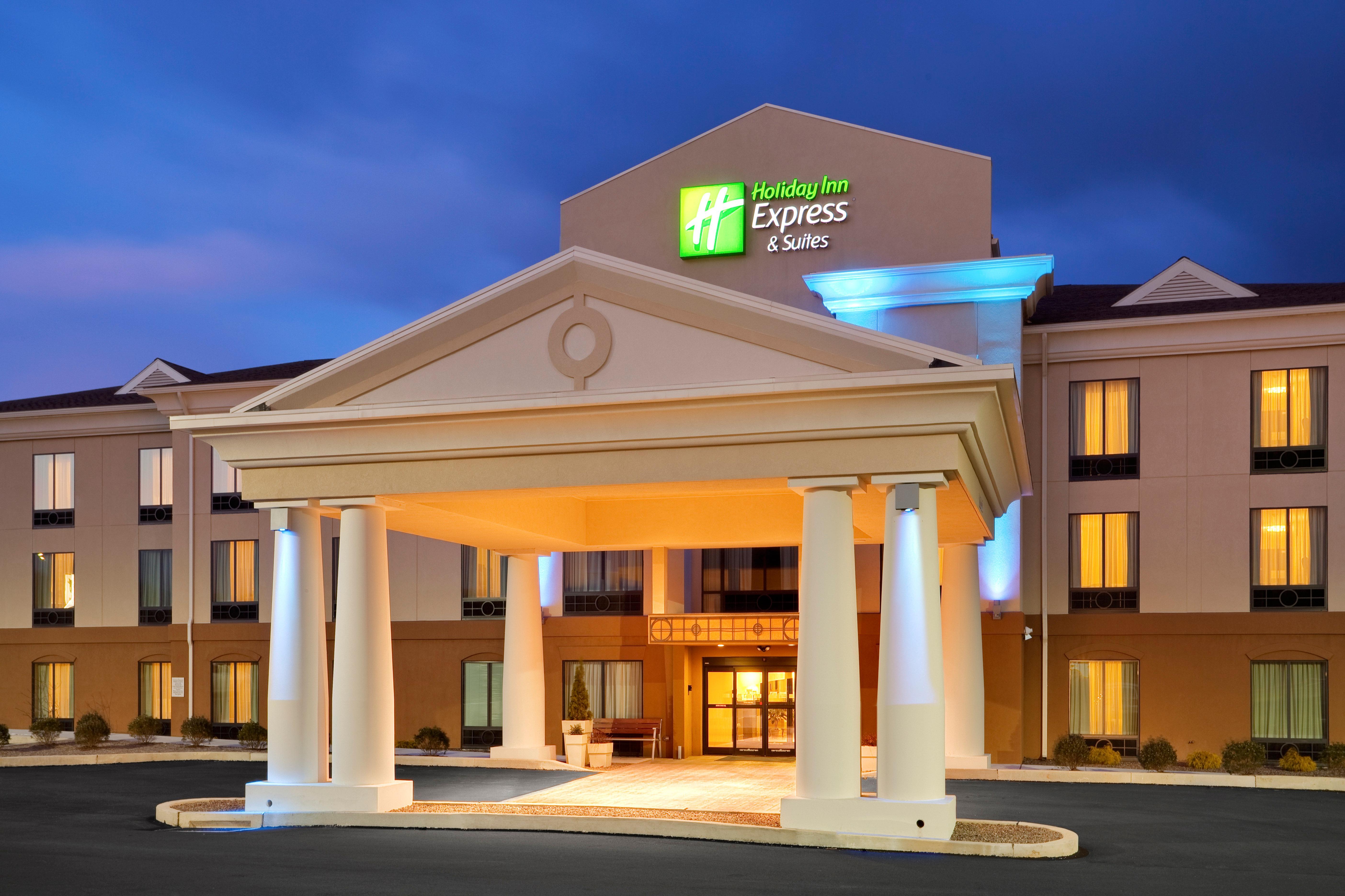 Holiday Inn Express Hotel & Suites Lebanon By Ihg Bagian luar foto